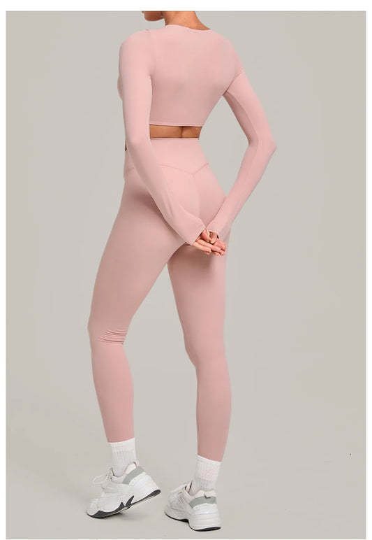 WutongActive Long-Sleeve Yoga 2-Piece Set - Deep V Crop Top & Peach Booty Leggings | Gym Wear Supplier