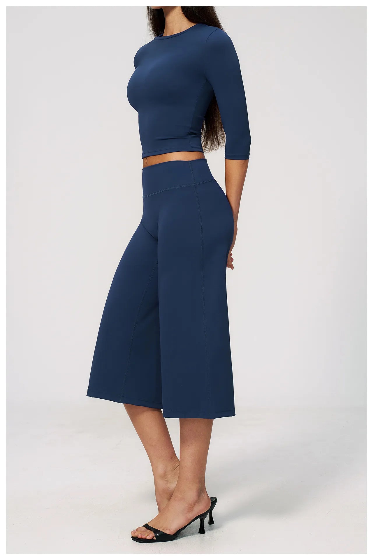  Half-Sleeve Crop Top & High-Waist Wide-Leg Cropped Pants | Gym Wear Wholesale |