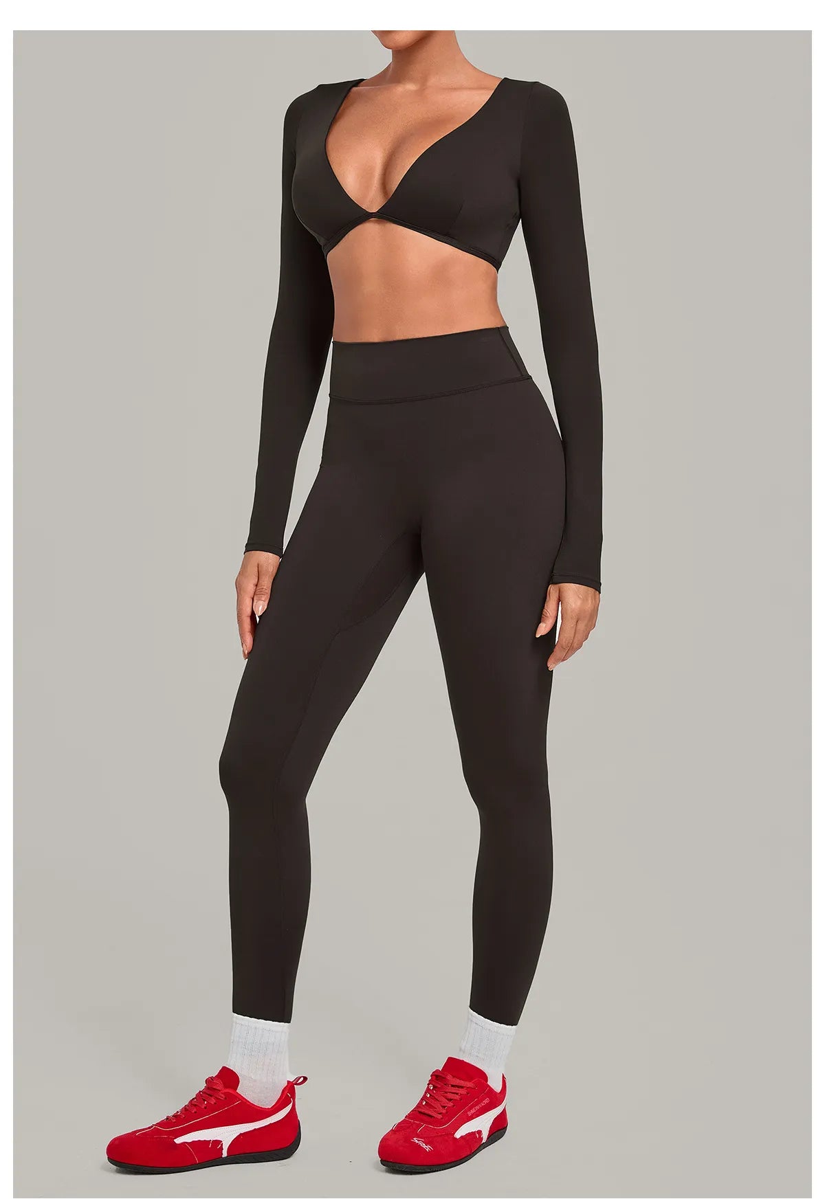 WutongActive Long-Sleeve Yoga 2-Piece Set - Deep V Crop Top & Peach Booty Leggings | Gym Wear Supplier Rich Espresso
