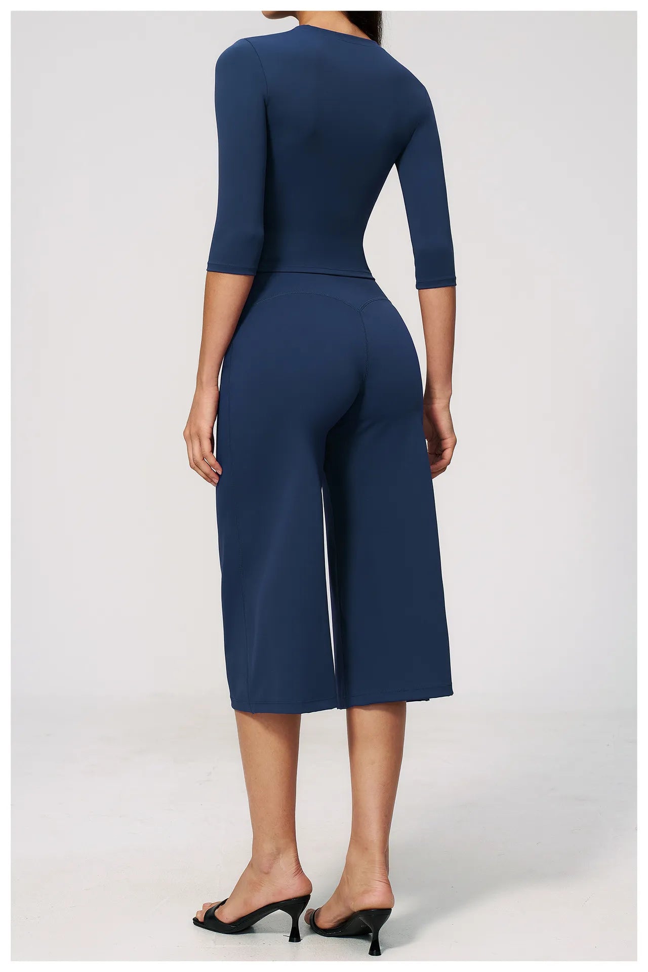  Half-Sleeve Crop Top & High-Waist Wide-Leg Cropped Pants | Gym Wear Wholesale |