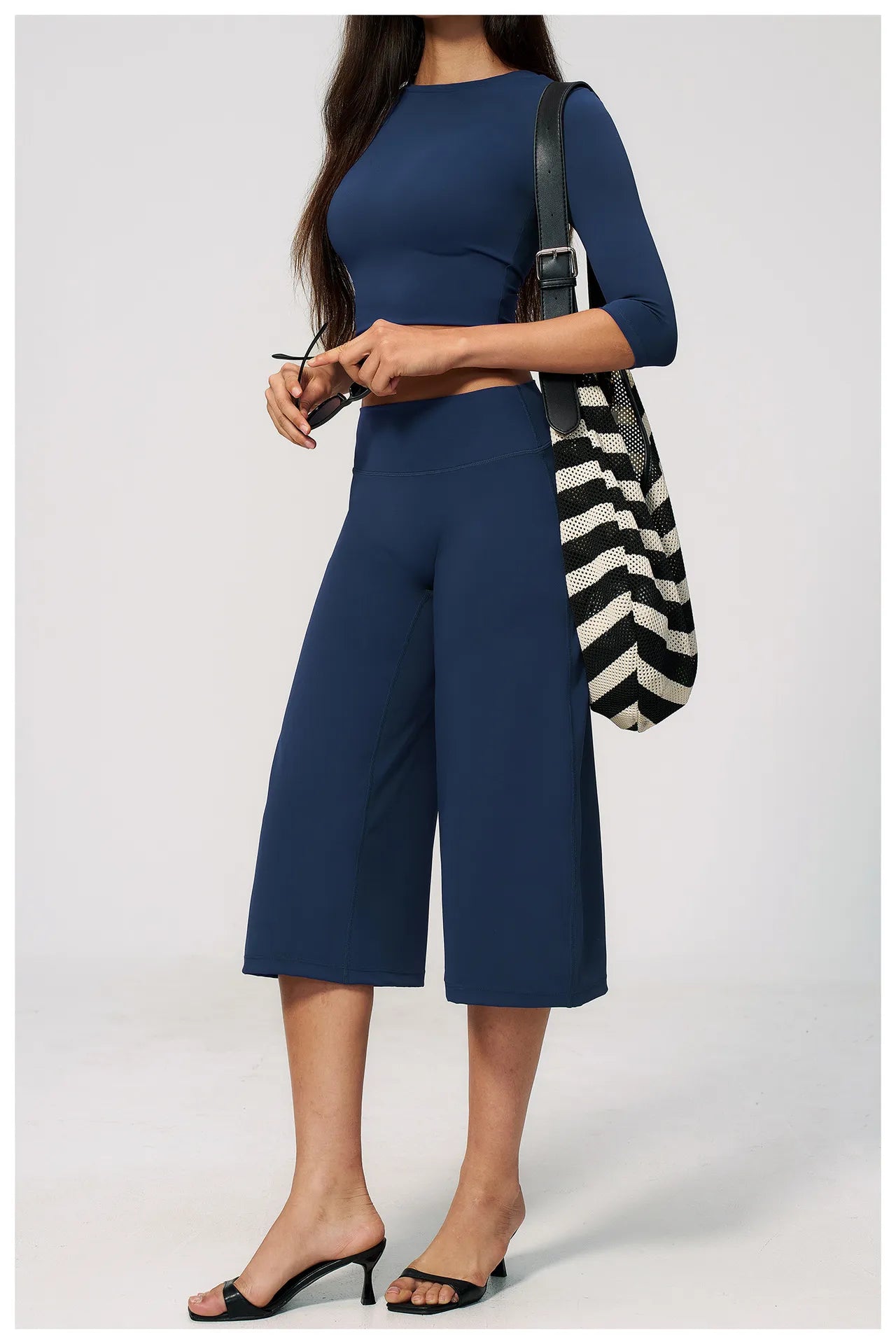  Half-Sleeve Crop Top & High-Waist Wide-Leg Cropped Pants | Gym Wear Wholesale |
