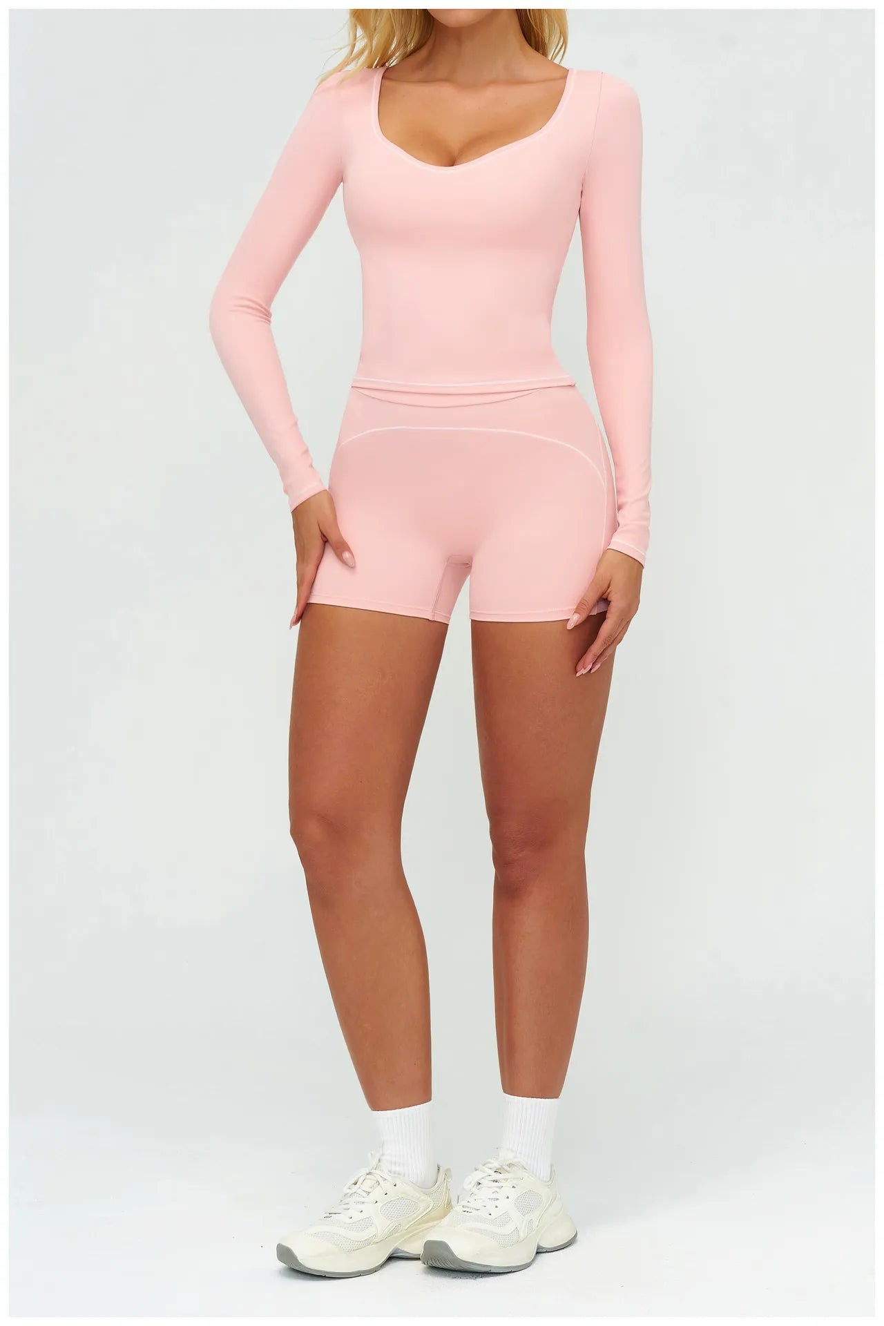 WutongActive Women's Double-Strap Brushed Activewear Set