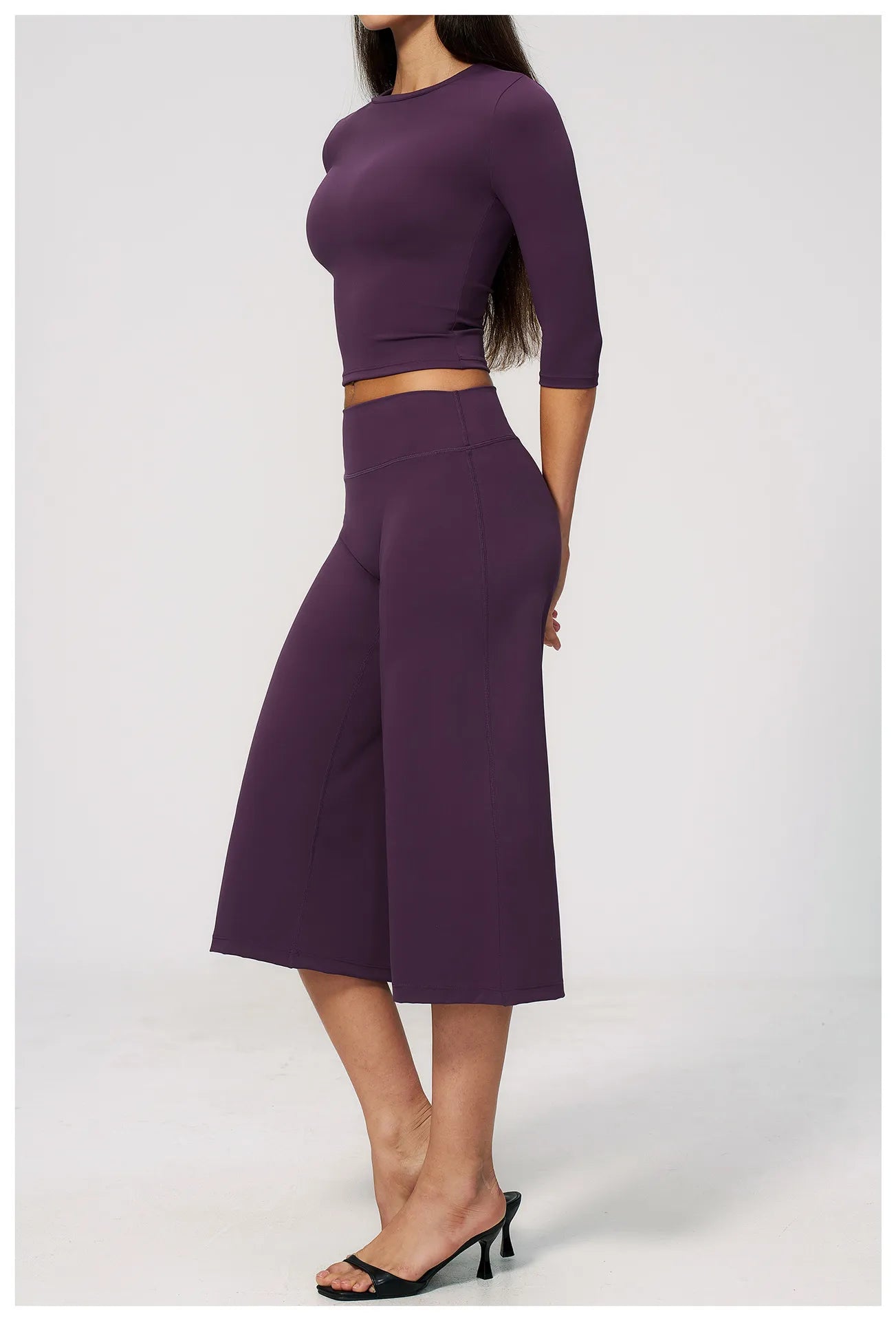  Half-Sleeve Crop Top & High-Waist Wide-Leg Cropped Pants | Gym Wear Wholesale |