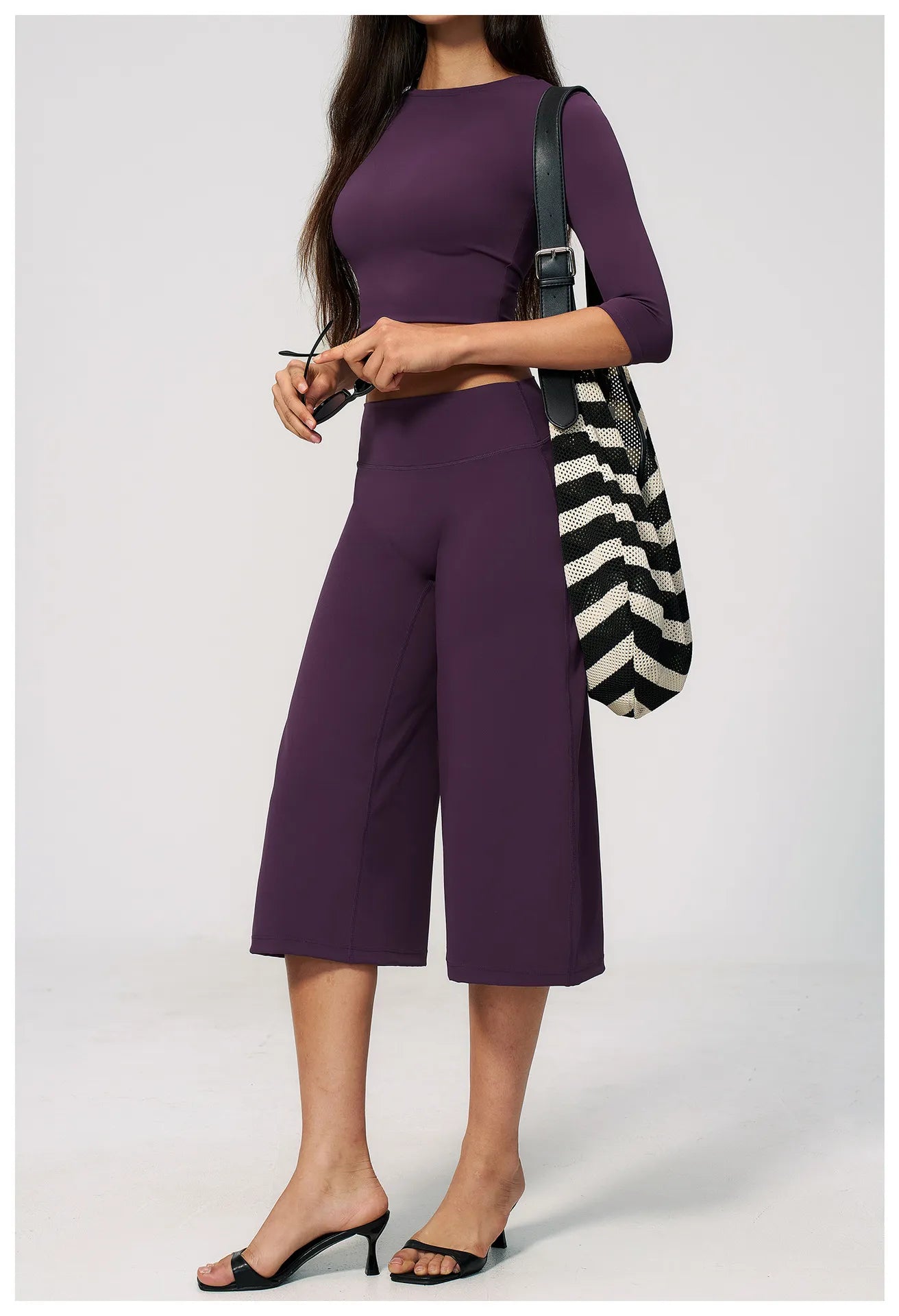  Half-Sleeve Crop Top & High-Waist Wide-Leg Cropped Pants | Gym Wear Wholesale |