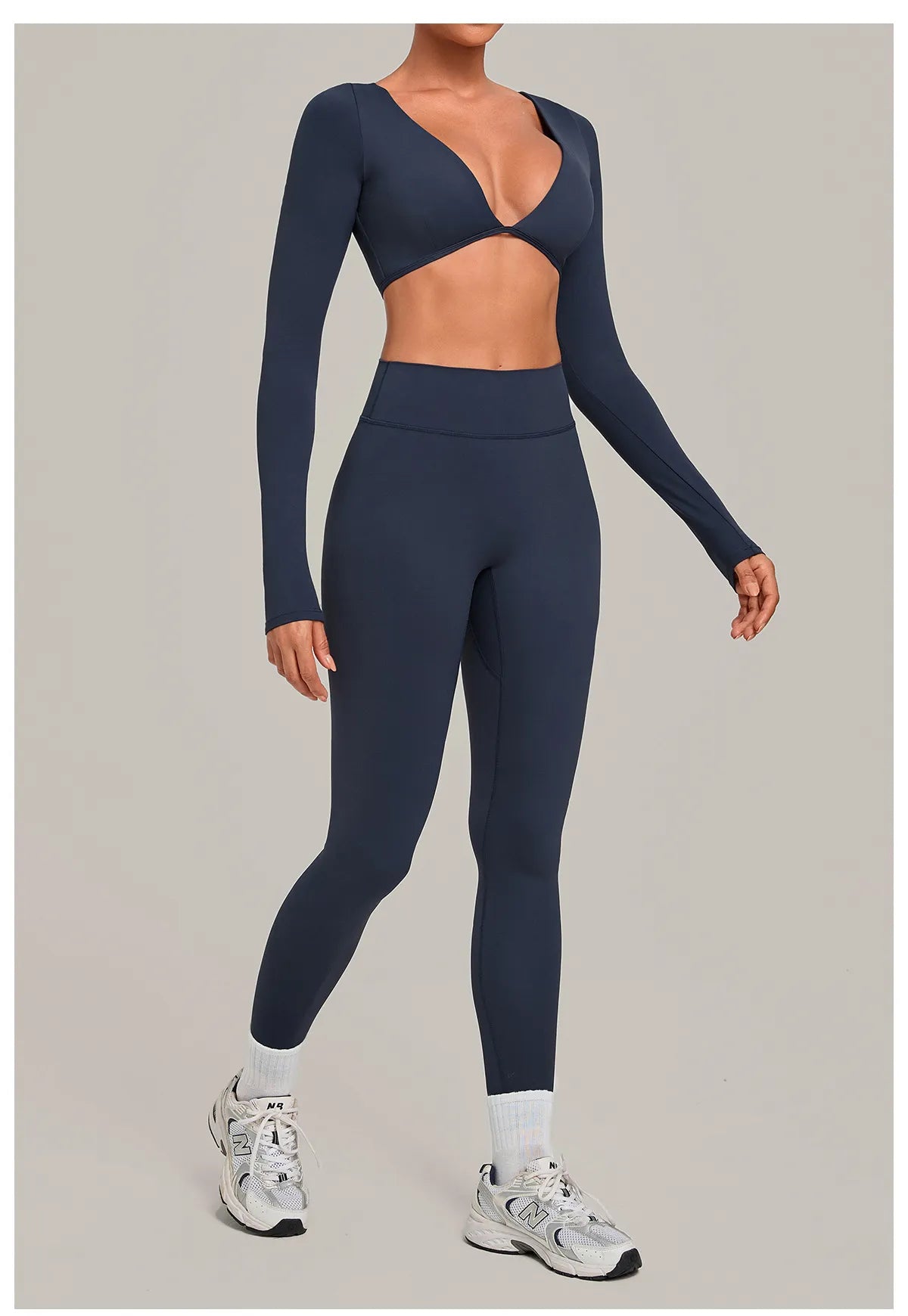 WutongActive Long-Sleeve Yoga 2-Piece Set - Deep V Crop Top & Peach Booty Leggings | Gym Wear Supplier Insignia Blue