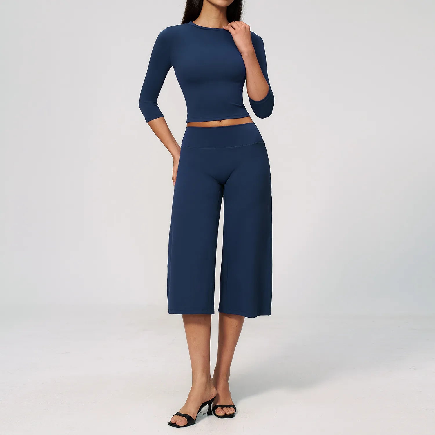  Half-Sleeve Crop Top & High-Waist Wide-Leg Cropped Pants | Gym Wear Wholesale |