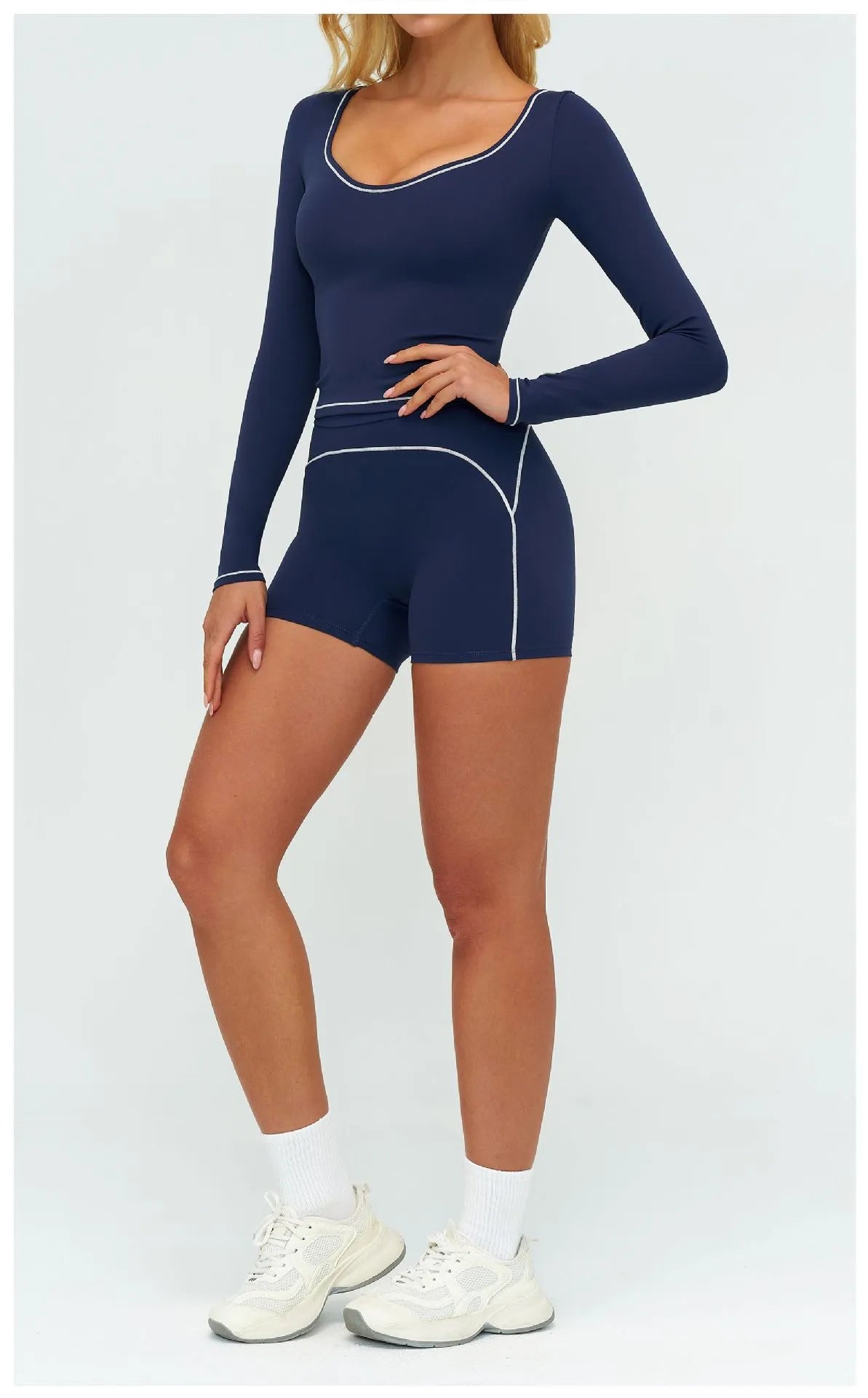 WutongActive Women's Double-Strap Brushed Activewear Set