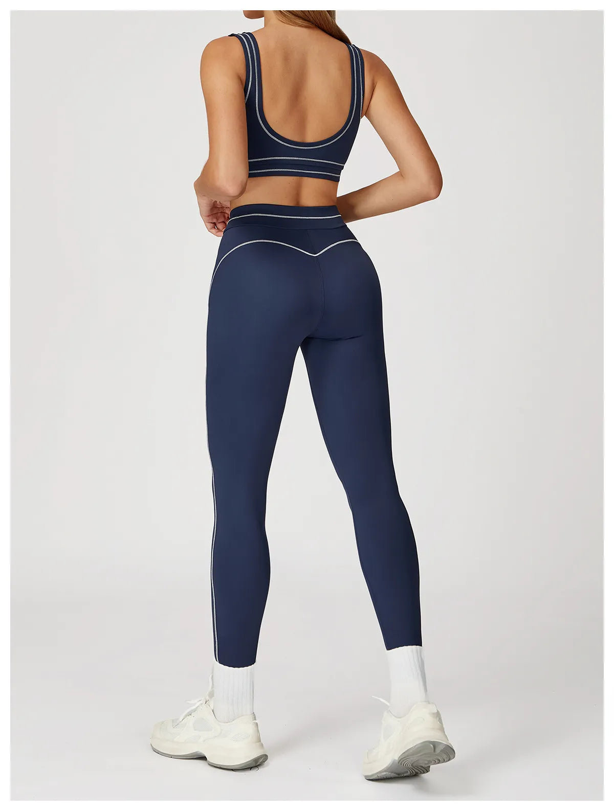 WutongActive Women's Double-Strap Brushed Activewear Set
