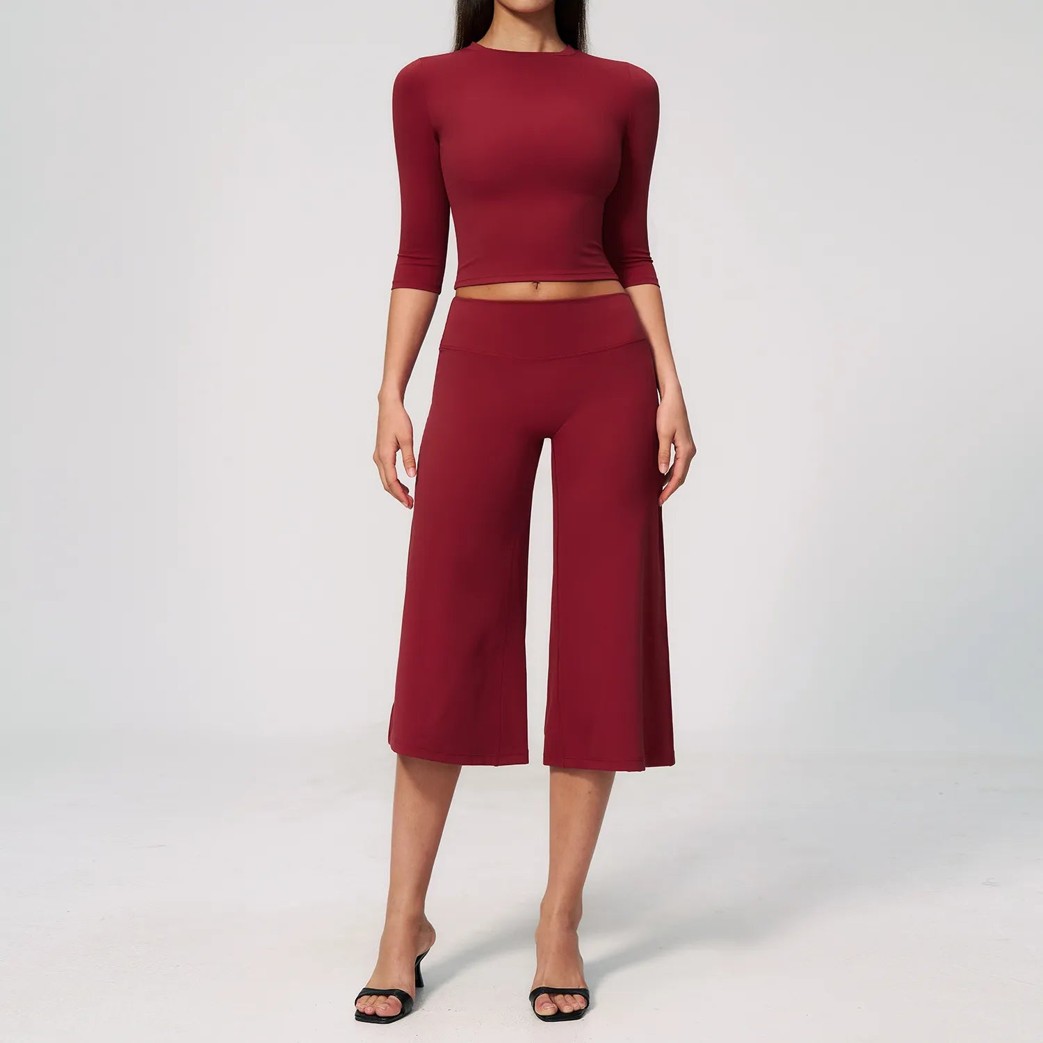  Half-Sleeve Crop Top & High-Waist Wide-Leg Cropped Pants | Gym Wear Wholesale |