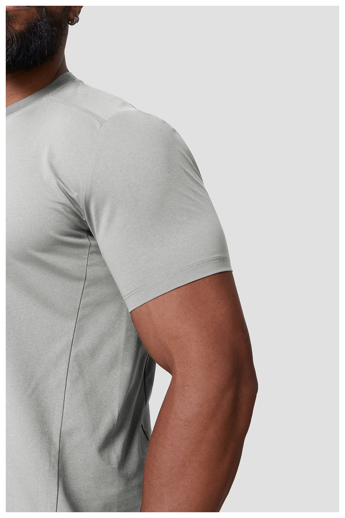 Travel Crewneck Tee - WutongActive
