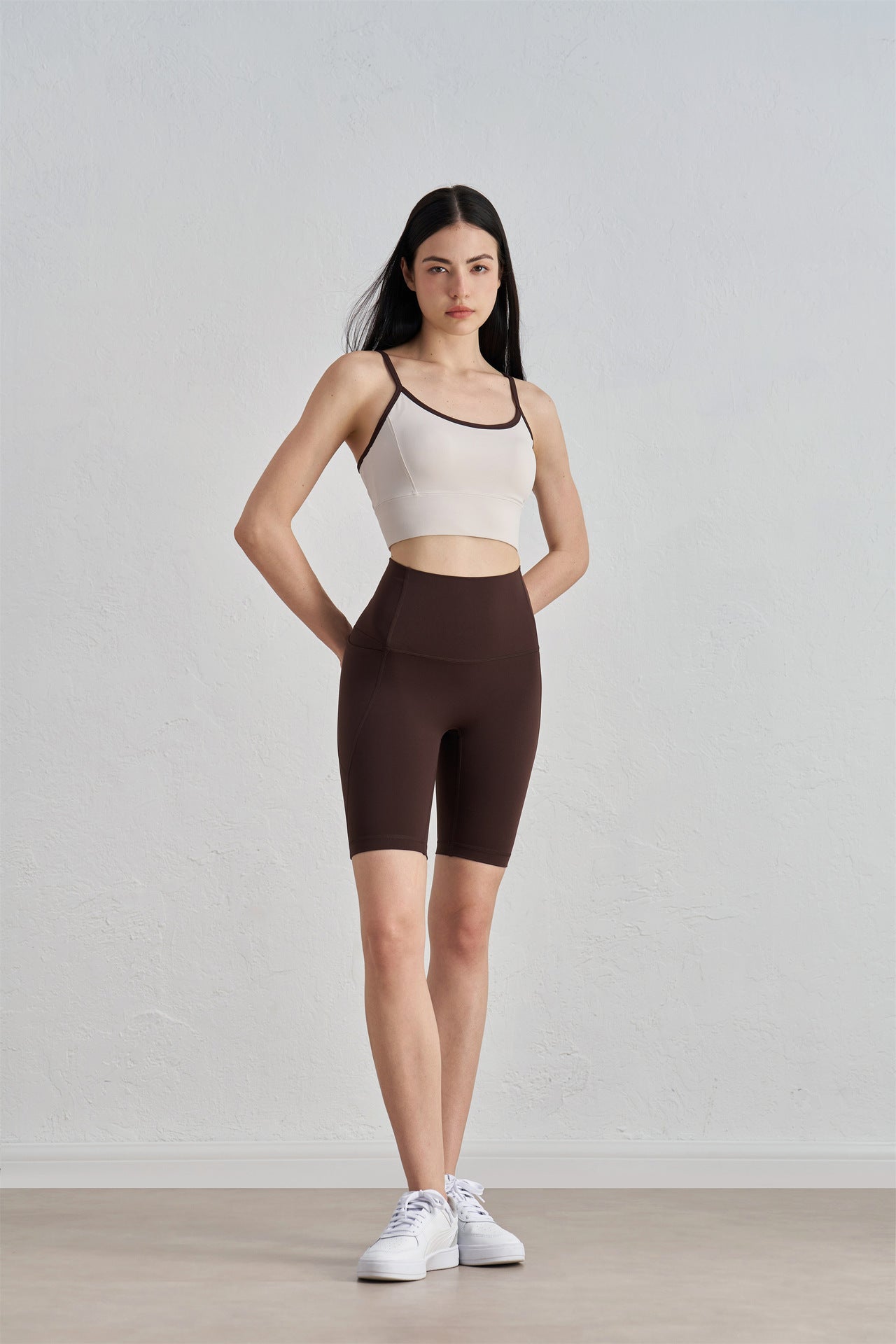 Women's Sports Shorts - Peach Booty 5 - Inch Shorts - WutongActive